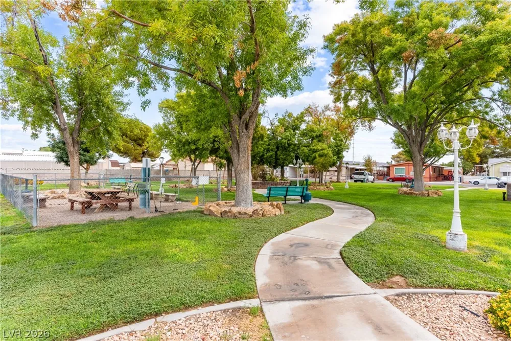 3671 Gulf Shores Drive Las Vegas, NV 89122