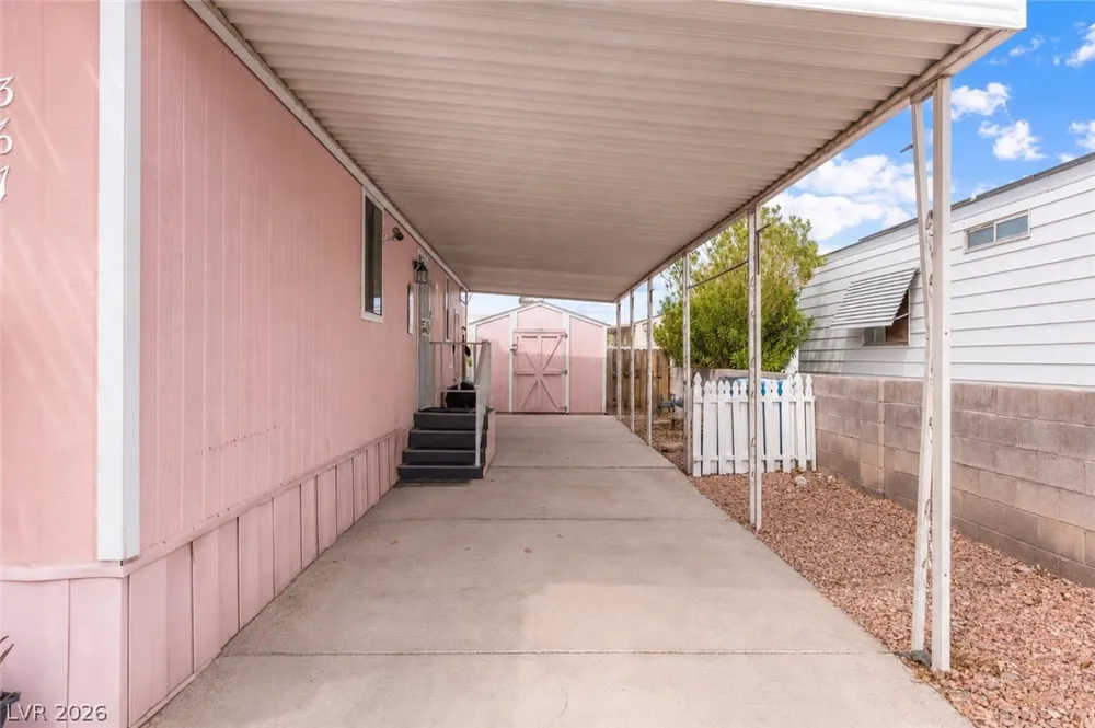 3671 Gulf Shores Drive Las Vegas, NV 89122