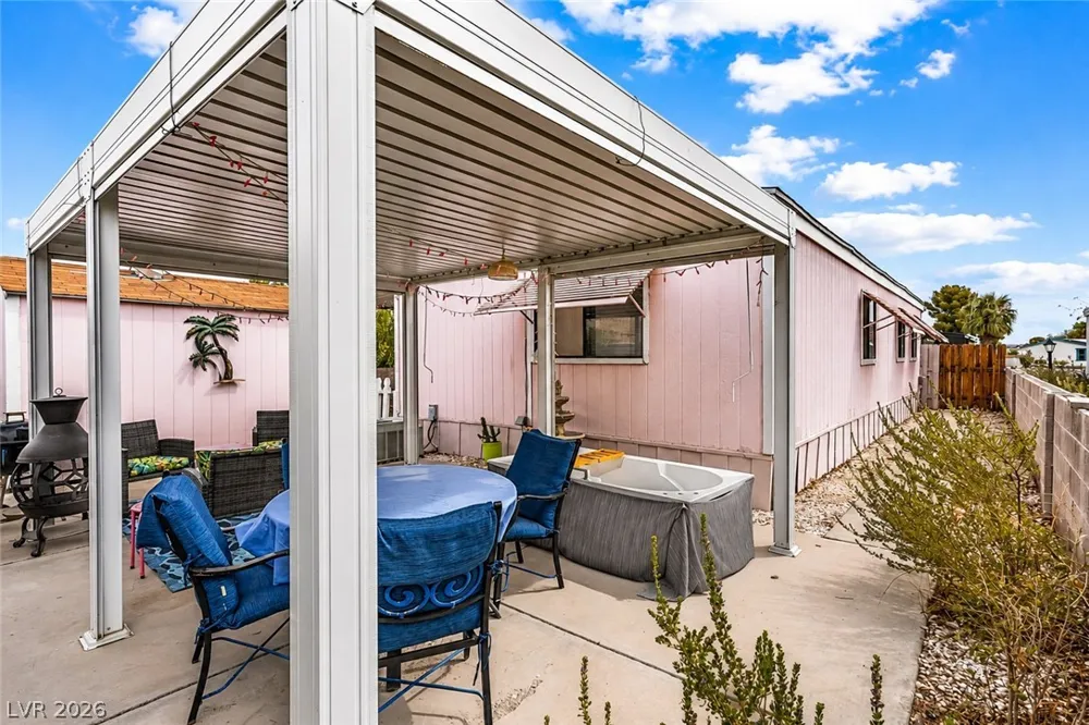 3671 Gulf Shores Drive Las Vegas, NV 89122