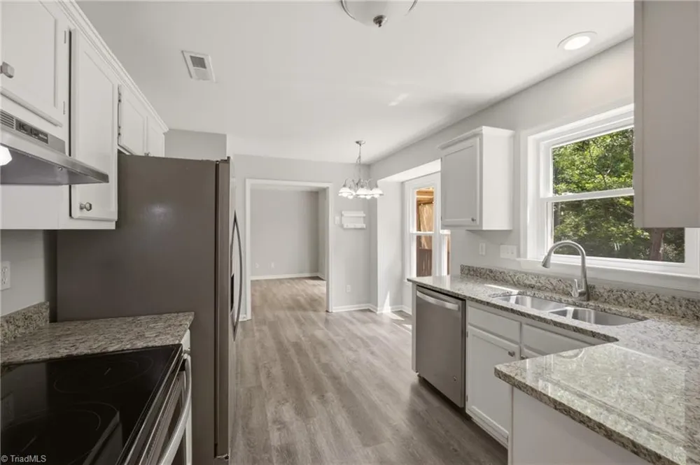 3208 Wallaby Court High Point, NC 27265