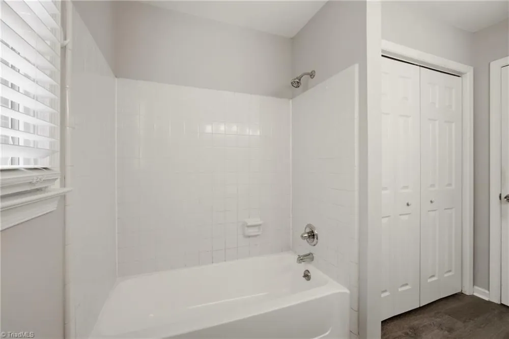 3208 Wallaby Court High Point, NC 27265