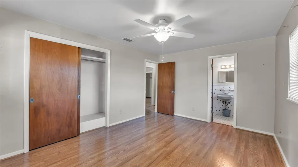 1733 FREDRICKSBURG AVENUE Lakeland, FL 33803
