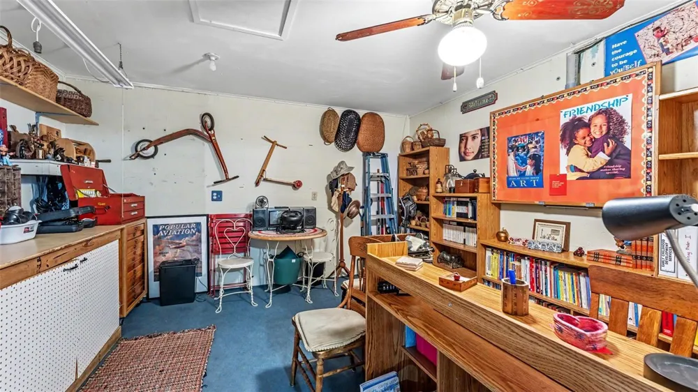 1733 FREDRICKSBURG AVENUE Lakeland, FL 33803