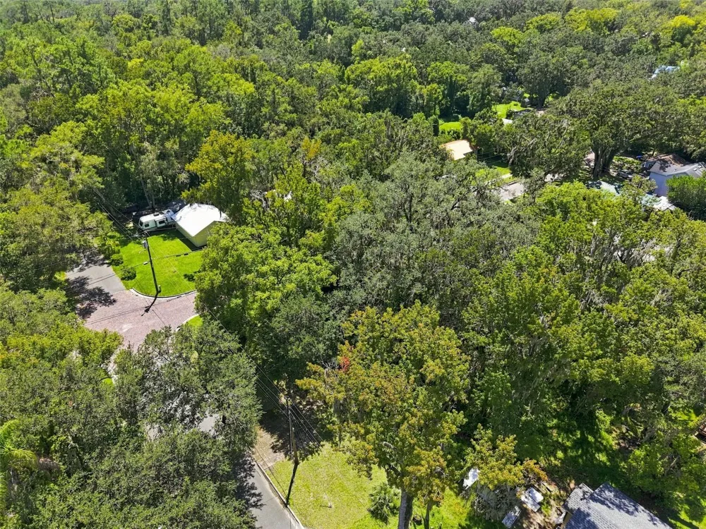 E LIBERTY STREET Brooksville, FL 34601
