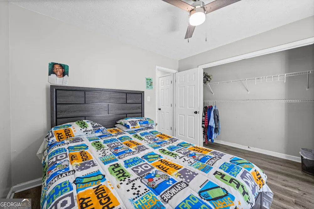365 Cook DR Ellenwood, GA 30294
