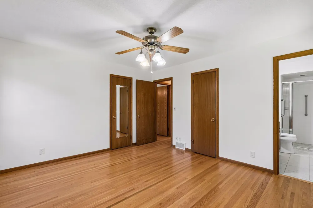 14211 Lennell Drive Minnetonka, MN 55345