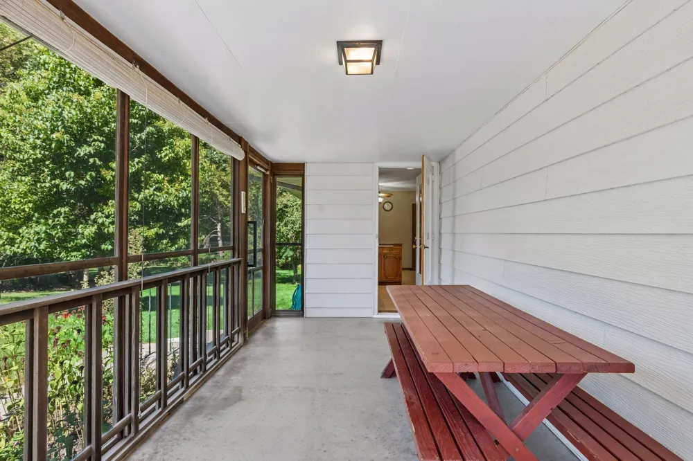 14211 Lennell Drive Minnetonka, MN 55345