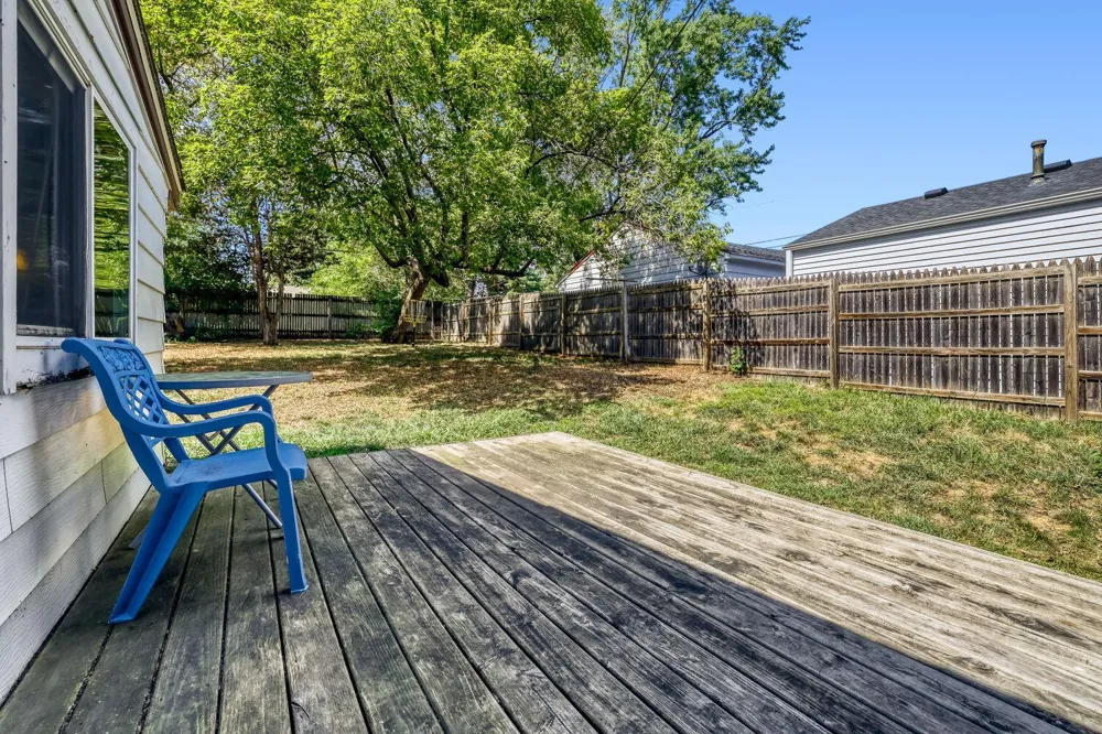 5850 2 1/2 STREET NE Fridley, MN 55432