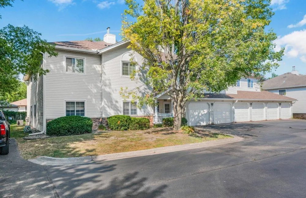 4040 Maureen Drive NE #203 Columbia Heights, MN 55421