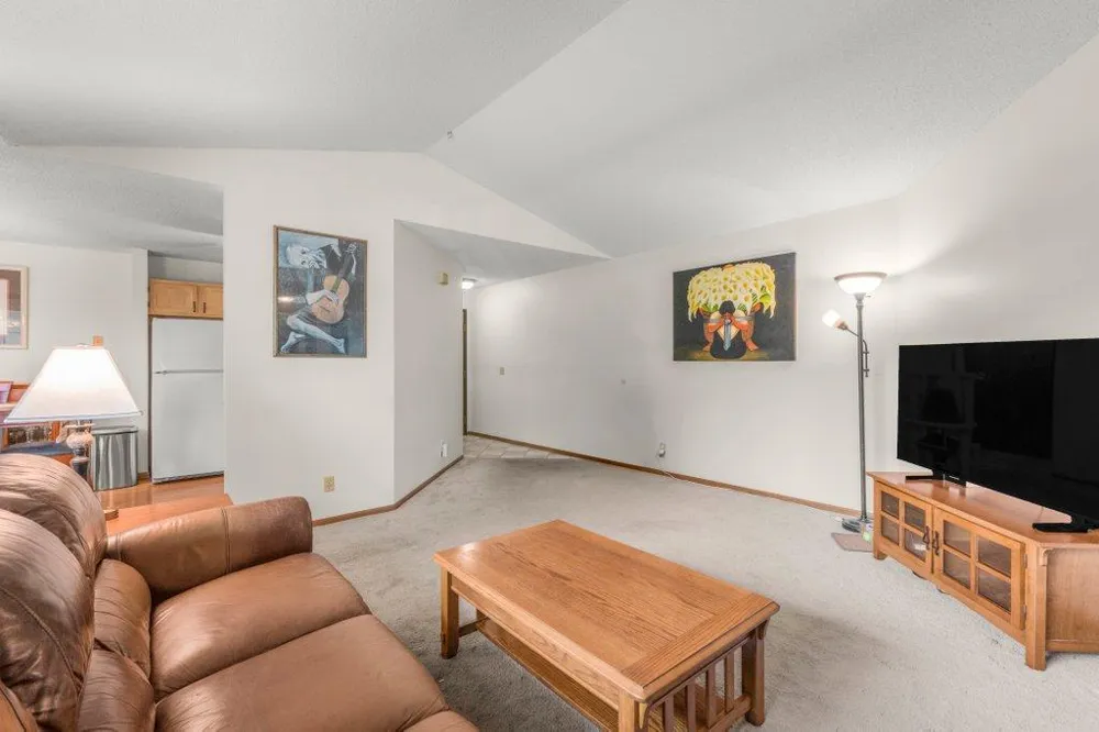 4040 Maureen Drive NE #203 Columbia Heights, MN 55421