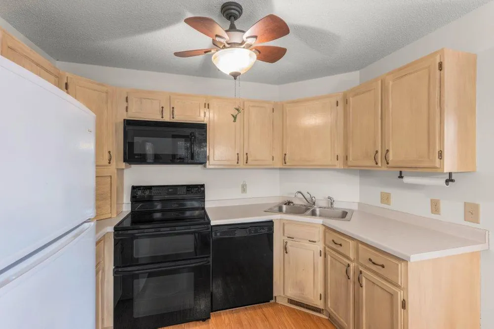 4040 Maureen Drive NE #203 Columbia Heights, MN 55421