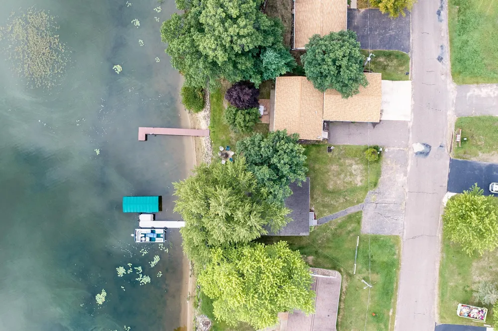 812 Magnor Lake Lane Clayton, WI 54004