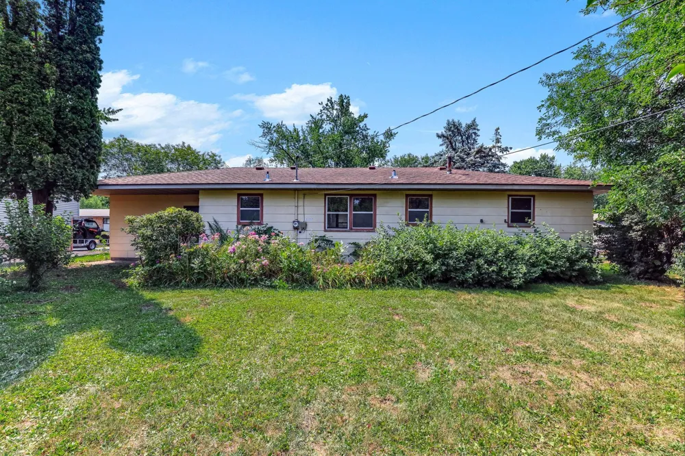 1334 21st Street W Hastings, MN 55033