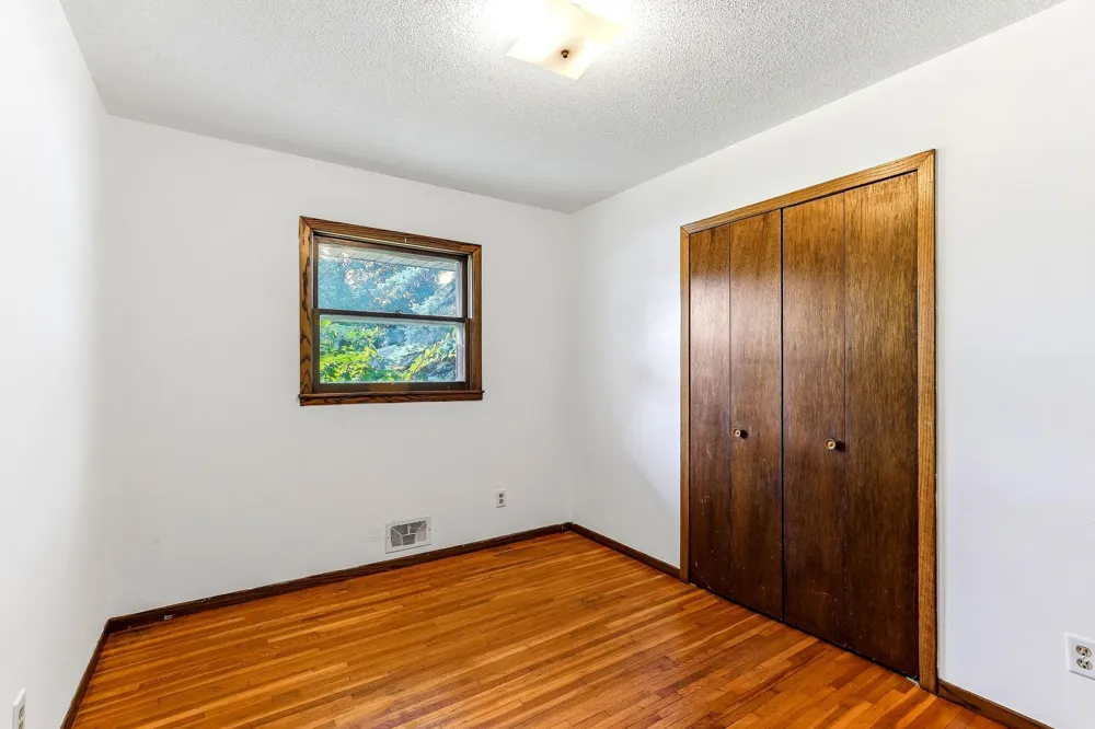 1334 21st Street W Hastings, MN 55033