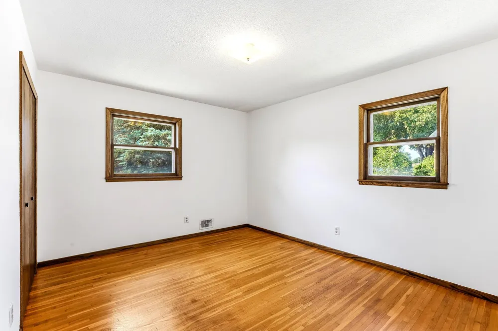 1334 21st Street W Hastings, MN 55033