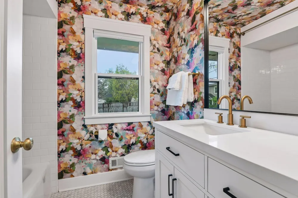 4625 Valley View Road Edina, MN 55424