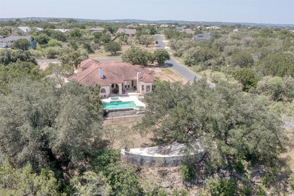 1001 Wesley Ridge Drive Spicewood, TX 78669