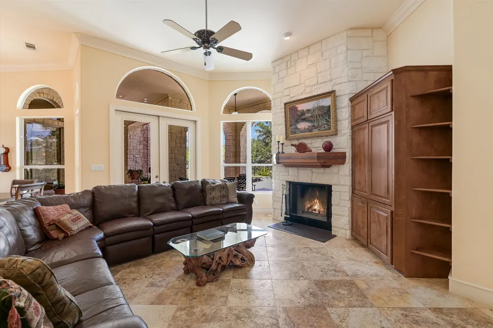 1001 Wesley Ridge Drive Spicewood, TX 78669
