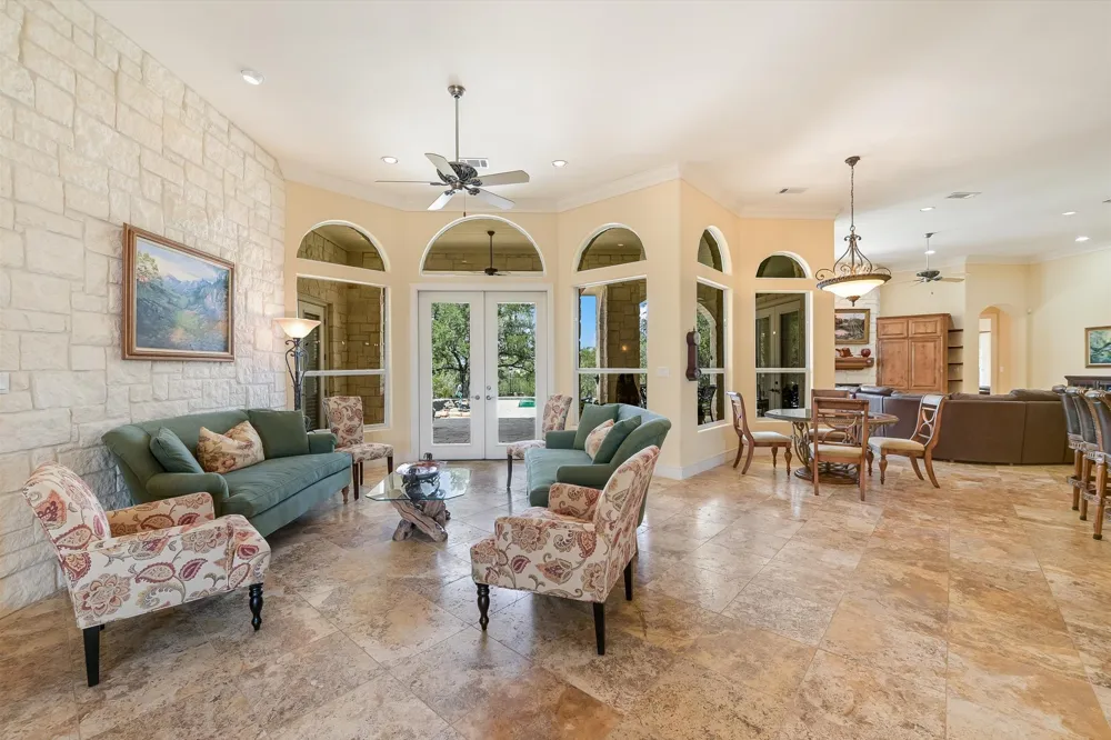 1001 Wesley Ridge Drive Spicewood, TX 78669