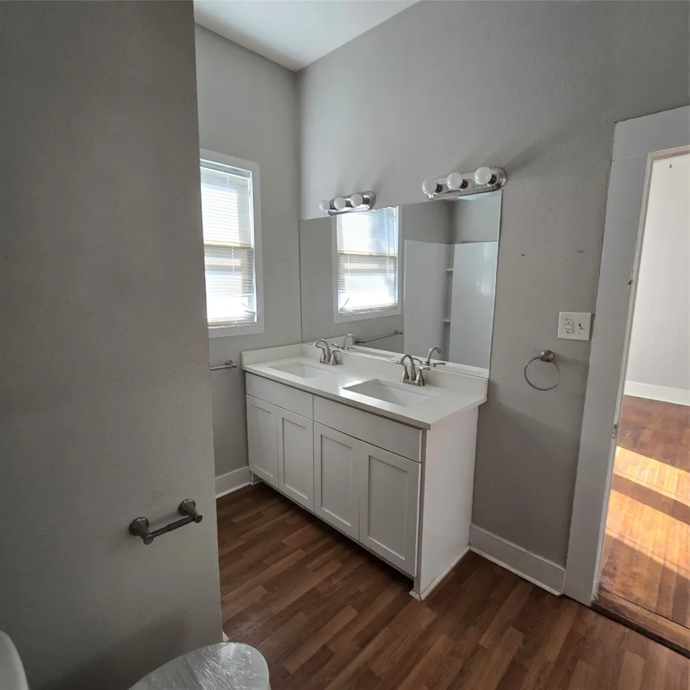 1031 W Morgan Street Denison, TX 75020