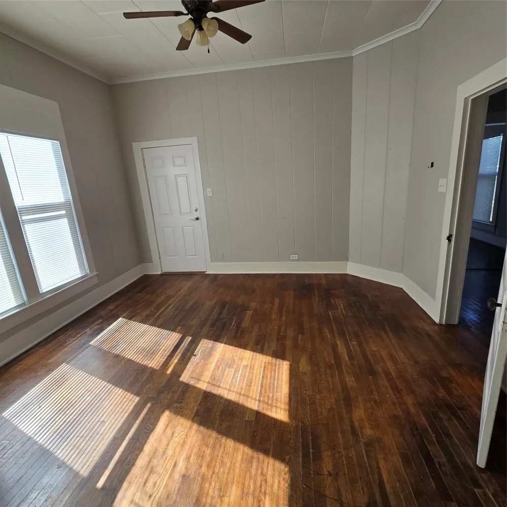 1031 W Morgan Street Denison, TX 75020