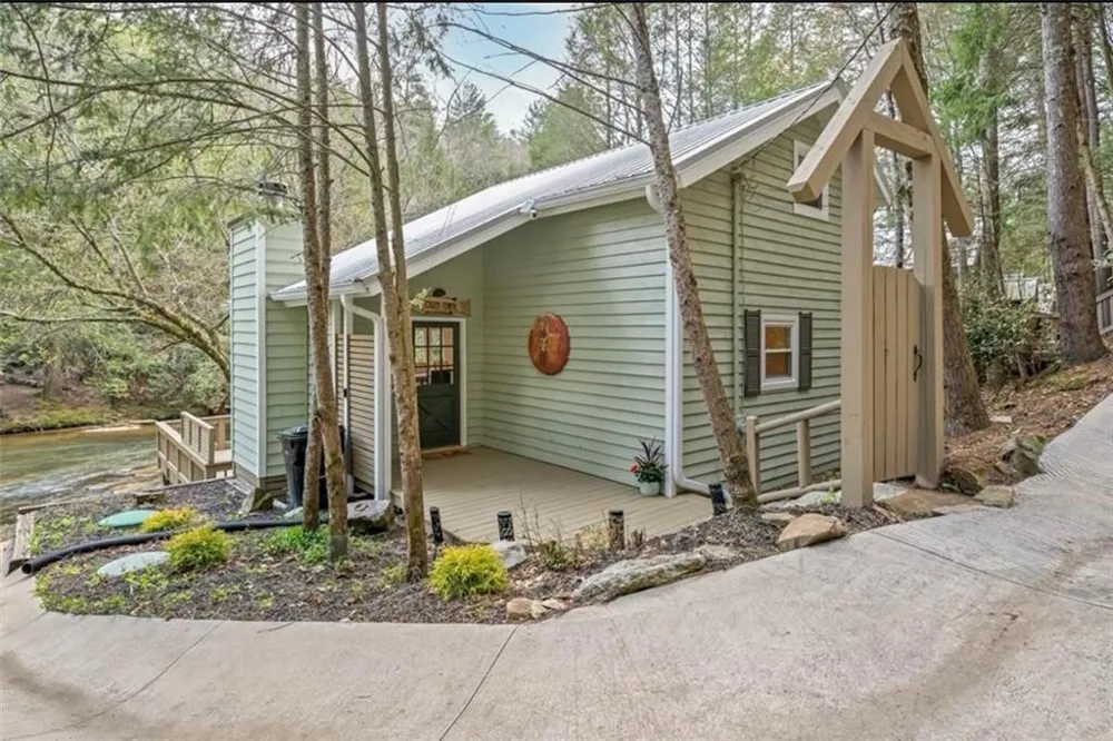 196 Whitewater Path East Ellijay, GA 30536