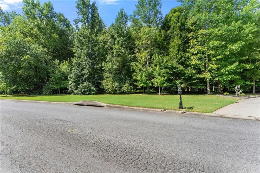5720 Winding Rose Trail Flowery Branch, GA 30542