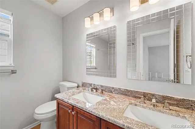9771 Moss Rose Circle Highlands Ranch, CO 80129