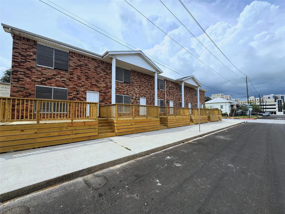 711 7th Street #4 Galveston, TX 77550