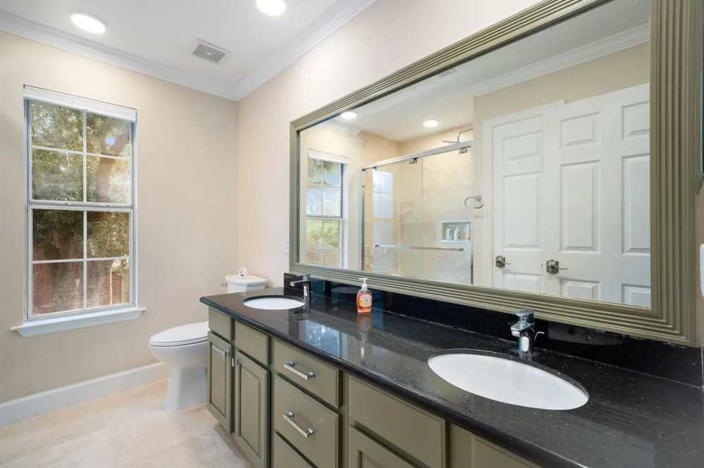 17511 Tall Maple Court Houston, TX 77095
