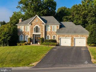 17 RIVANNA RUN Falling Waters, WV 25419