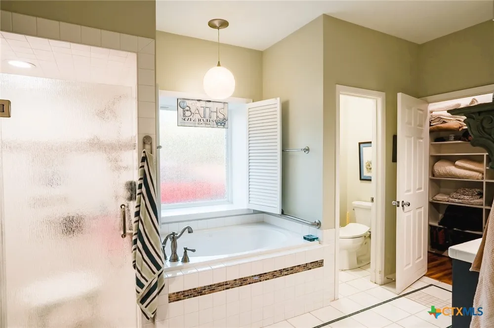 303 Woodlands Lane Victoria, TX 77904