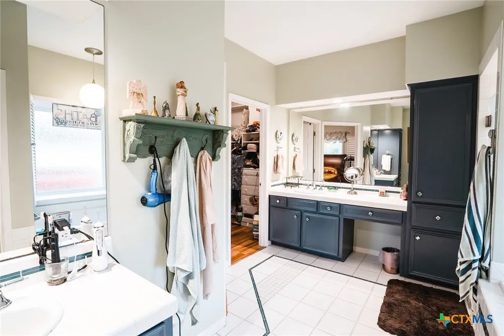 303 Woodlands Lane Victoria, TX 77904