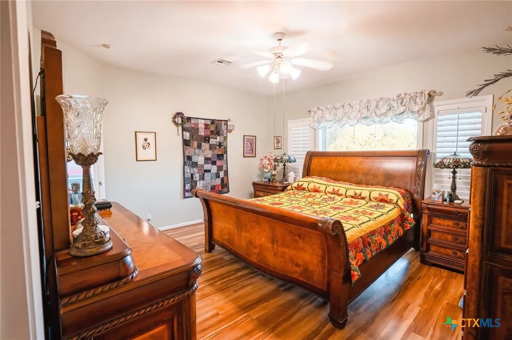 303 Woodlands Lane Victoria, TX 77904