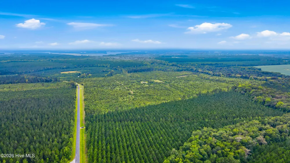 795 Pollard Swamp Road Vanceboro, NC 28586