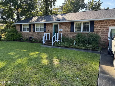 2815 Northwoods Drive