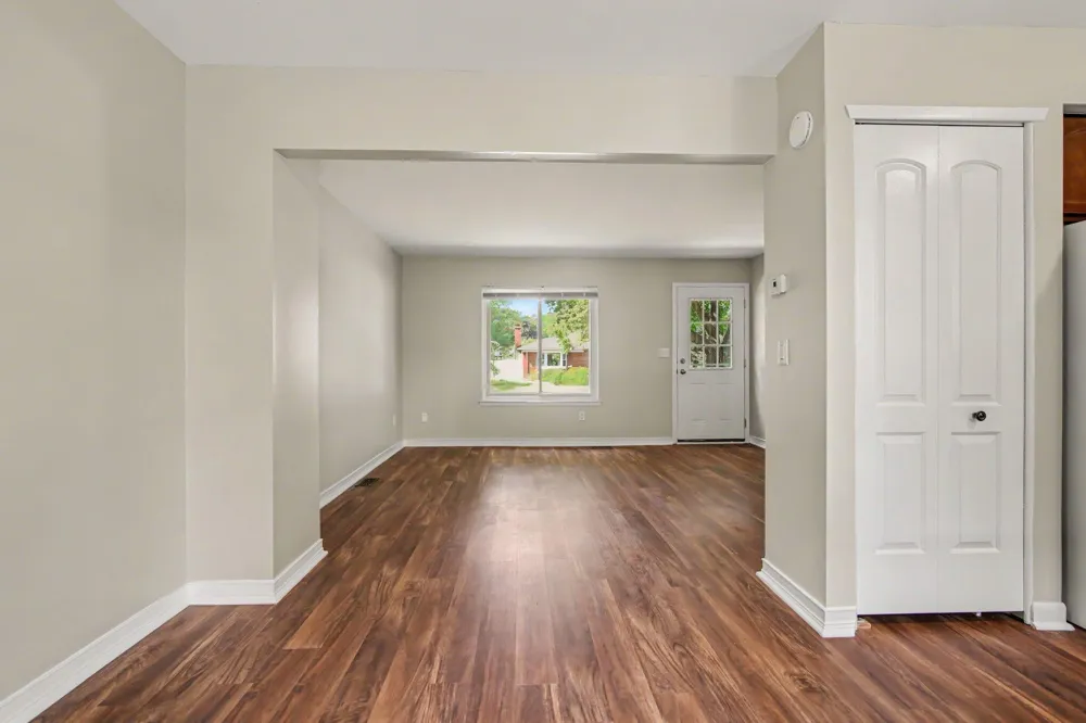 227 Sheffield Drive Saline, MI 48176