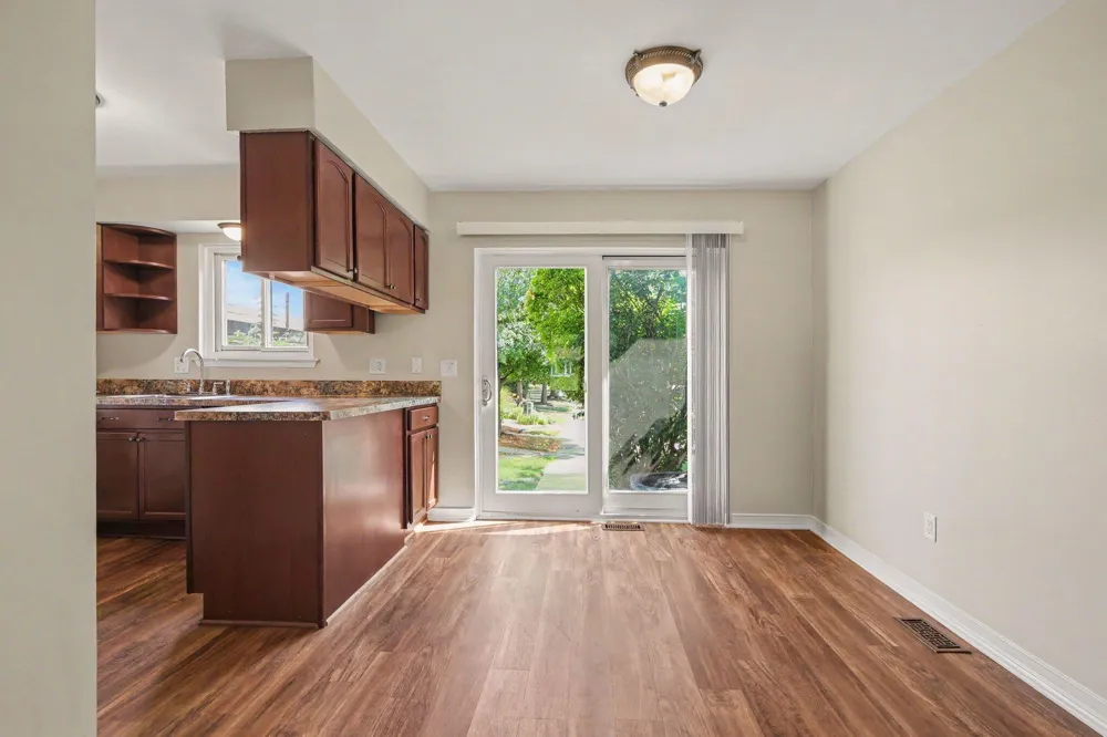 227 Sheffield Drive Saline, MI 48176
