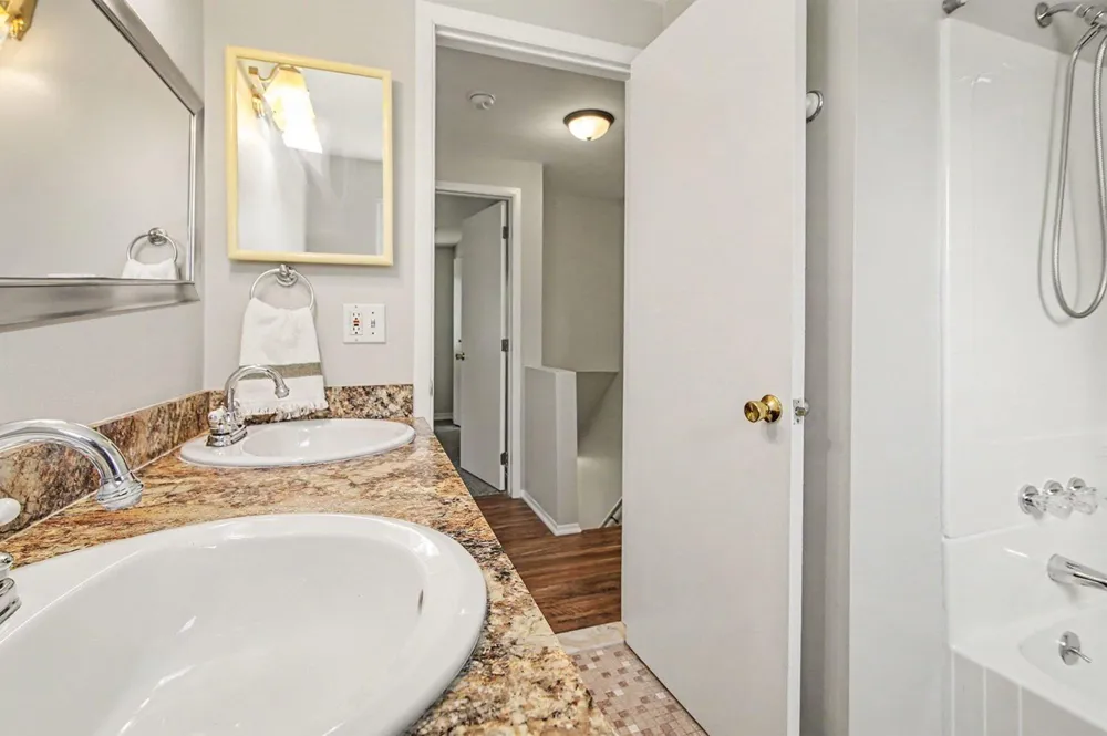 227 Sheffield Drive Saline, MI 48176