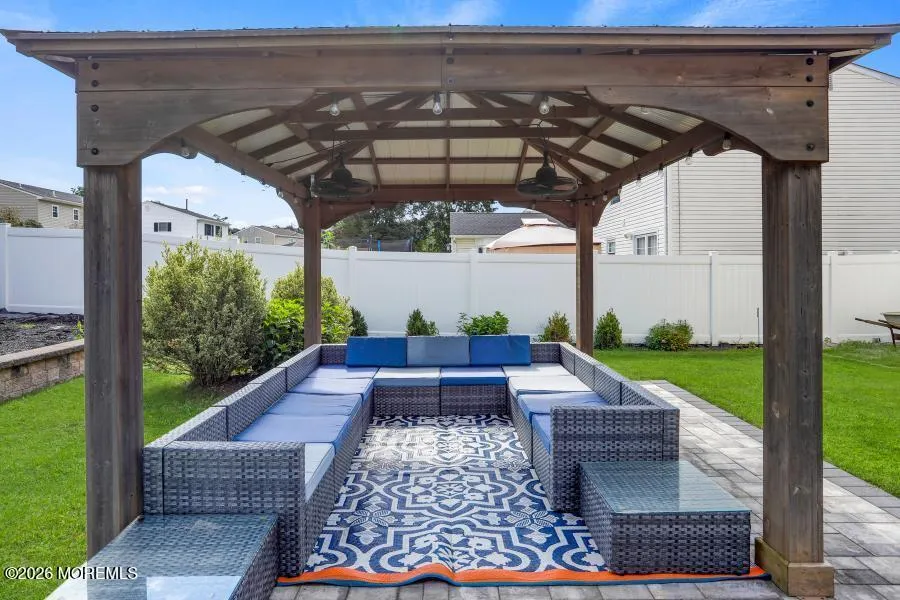 16 Starlight Road Howell, NJ 07731