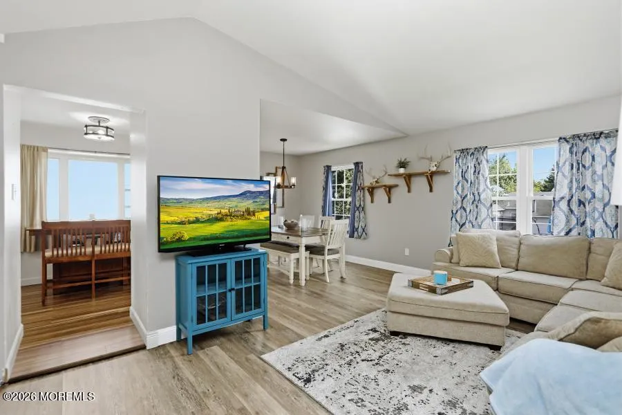 16 Starlight Road Howell, NJ 07731