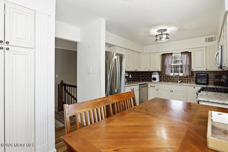 16 Starlight Road Howell, NJ 07731