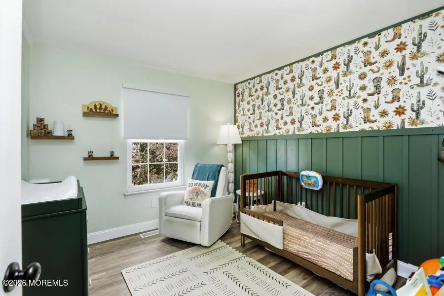 16 Starlight Road Howell, NJ 07731