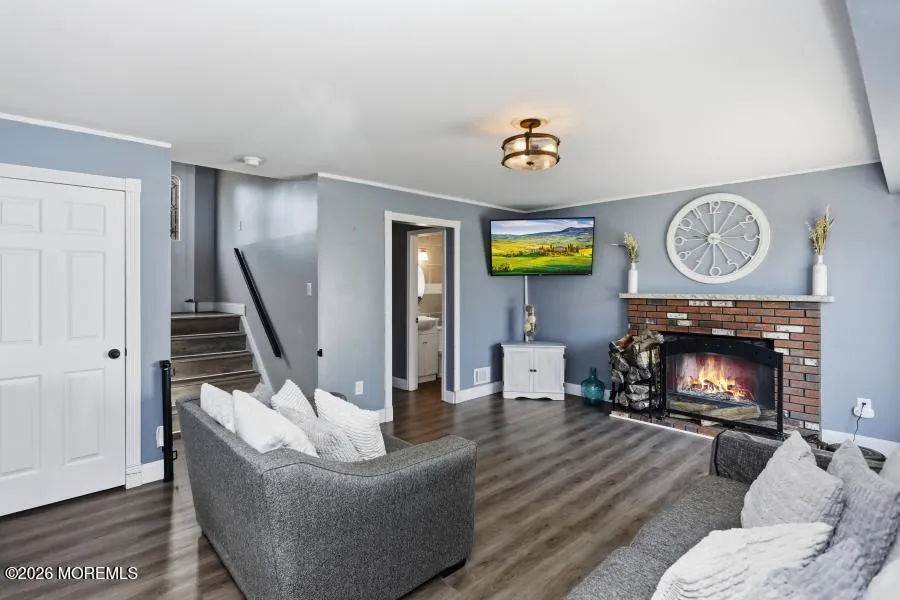 16 Starlight Road Howell, NJ 07731
