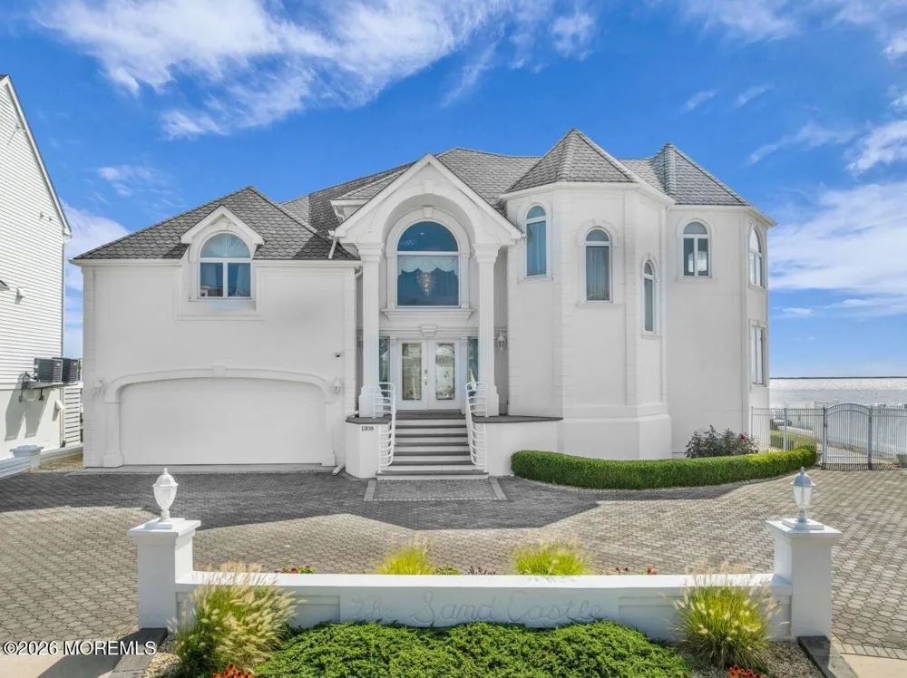 1308 Laurel Boulevard Lanoka Harbor, NJ 08734