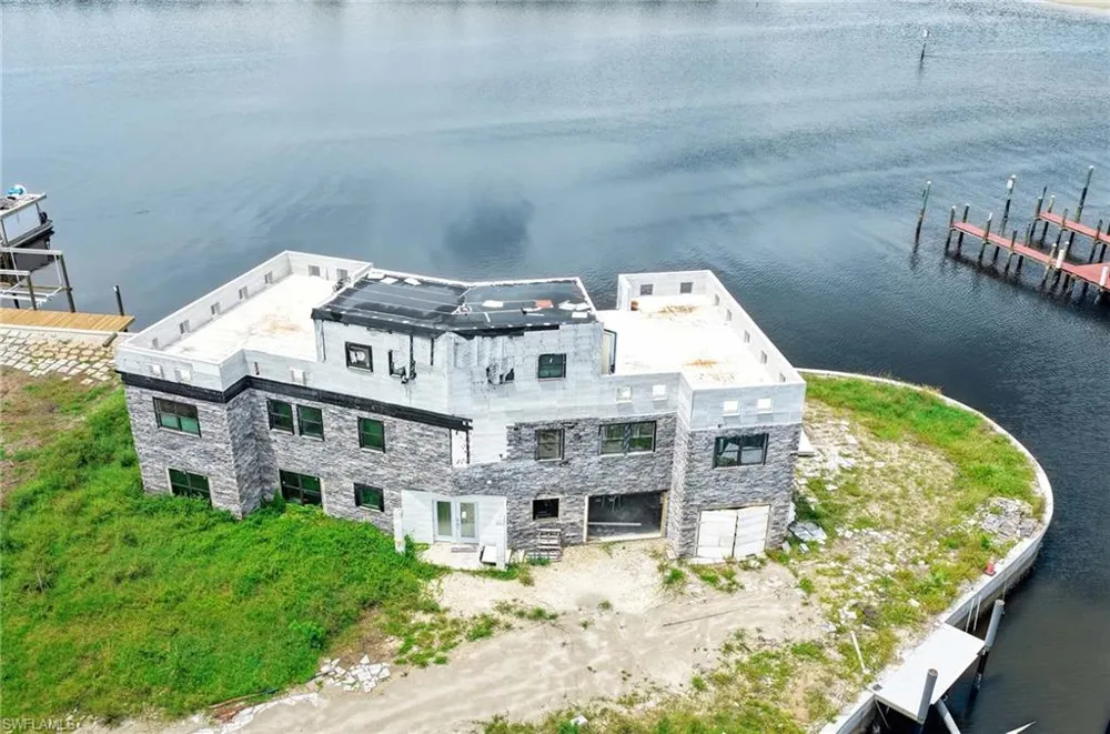 246 Harbor Place Other, FL 34140