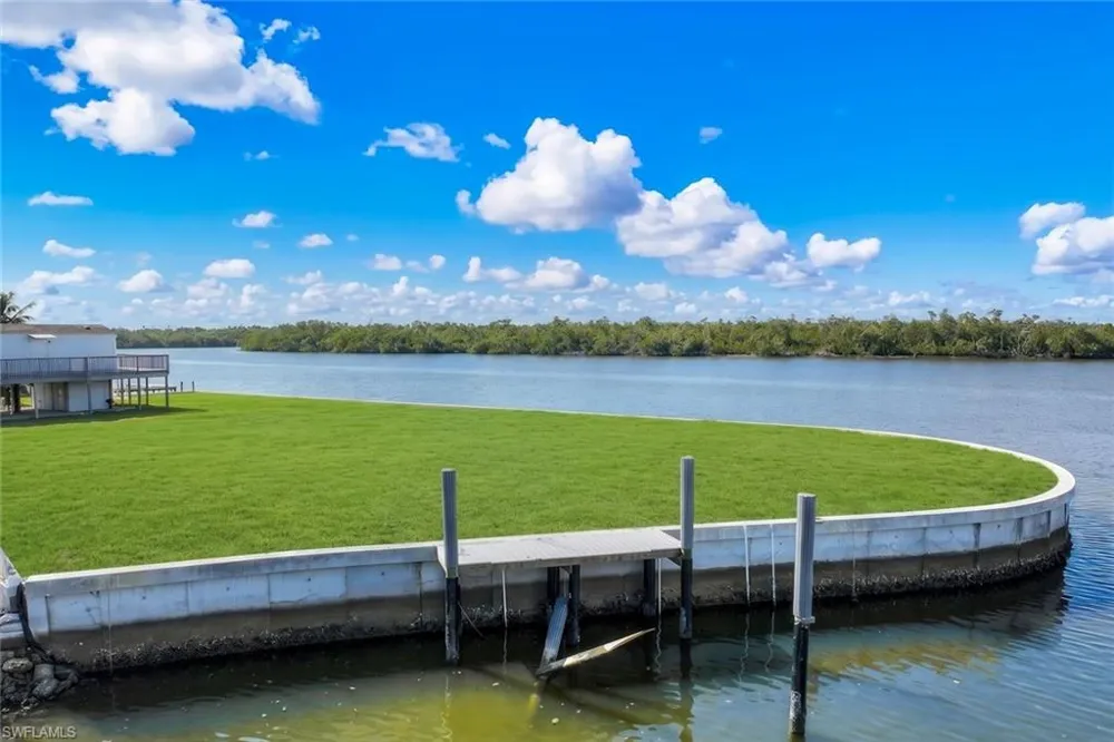 246 Harbor Place Other, FL 34140
