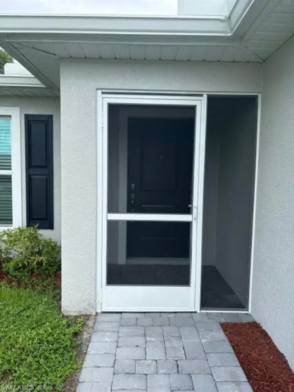 1425 SW 13th Terrace Cape Coral, FL 33991