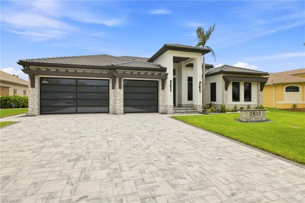 2517 SW 38th Street Cape Coral, FL 33914