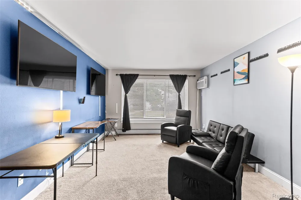 26780 Joy Road Redford Charter Township, MI 48239